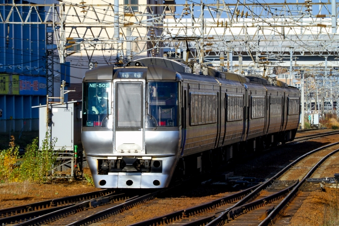 JR北海道 クモハ785形 クモハ785-104 鉄道フォト・写真 by BBsanさん 白石駅 (北海道|JR)：2021年11月12日08時ごろ