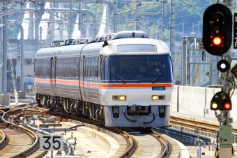 JR東海 キハ85形 ひだ(特急) キハ85-2 鉄道フォト・写真 by BBsanさん 富山駅 (JR)：2022年05月27日14時ごろ
