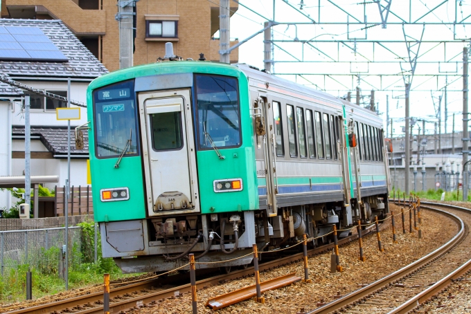 JR西日本 キハ120形 キハ120-345 鉄道フォト・写真 by BBsanさん 富山駅 (JR)：2022年05月28日11時ごろ