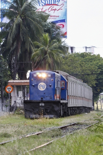 フィリピン国鉄 GE U15C 918 鉄道フォト・写真 by BBsanさん ：2013年04月28日13時ごろ