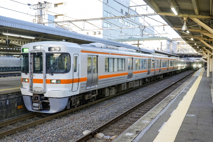 鉄道フォト・写真：JR東海313系電車 クモハ313-1112 大垣駅 (JR) 鉄道フォト・写真 by BBsanさん - 撮影日 2022/12/01 07:12