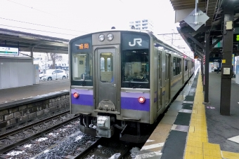 JR東日本 クハ700形 クハ700-1015 鉄道フォト・写真 by BBsanさん 一ノ関駅：2022年12月22日08時ごろ