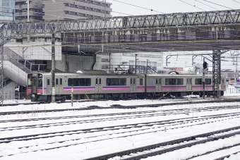 JR東日本 クモハ701形 クモハ701-5005 鉄道フォト・写真 by BBsanさん 盛岡駅 (JR)：2022年12月22日11時ごろ