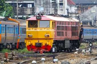 タイ国鉄 AD24C(AHK) 4223 鉄道フォト・写真 by BBsanさん ：2022年11月18日14時ごろ
