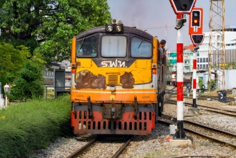 タイ国鉄 UM12C/GE 4025 鉄道フォト・写真 by BBsanさん ：2022年11月18日15時ごろ