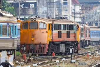 タイ国鉄 UM12C/GE 4015 鉄道フォト・写真 by BBsanさん ：2022年11月18日14時ごろ