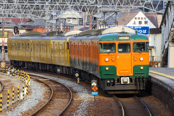 鉄道フォト・写真：JR西日本 国鉄115系電車 クモハ115-321 上郡駅 (JR) 鉄道フォト・写真 by BBsanさん - 撮影日 2023/03/04 07:39