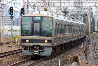 JR西日本 クハ206形 クハ206-2011 鉄道フォト・写真 by BBsanさん 塚本駅：2023年04月12日11時ごろ