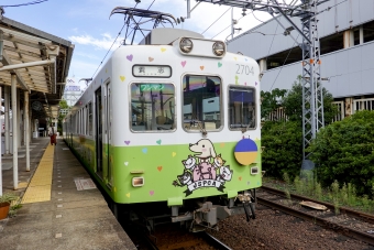 和歌山電鐵2270形電車 2704 鉄道フォト・写真 by BBsanさん 和歌山駅 (和歌山電鐵)：2023年10月02日09時ごろ