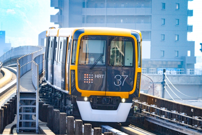 広島高速交通 7137 (アストラムライン7000系) 車両ガイド