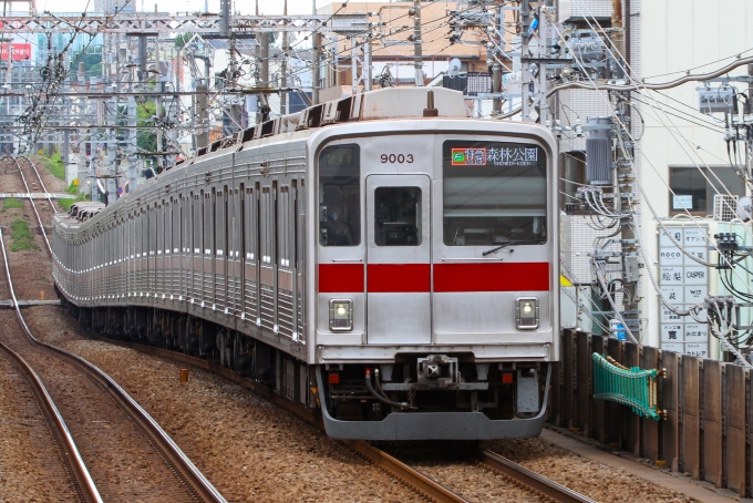 鉄道フォト・写真：東武鉄道 東武9000系電車 Fライナー 9003 都立大学駅 鉄道フォト・写真 by BBsanさん - 撮影日 2024/06/17 12:02