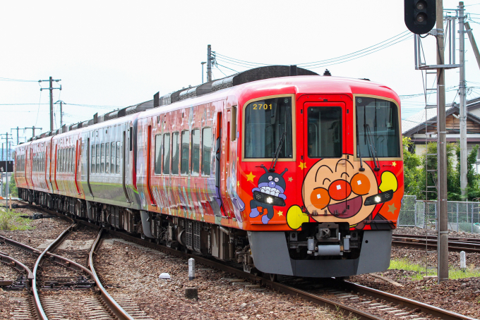 JR四国 2701 (2700系) 車両ガイド | レイルラボ(RailLab)