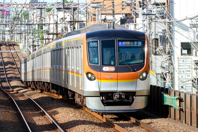 東京メトロ 17081 (東京メトロ17000系) 車両ガイド | レイルラボ(RailLab)