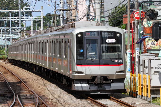 東急電鉄 5877 (東急5000系) 車両ガイド | レイルラボ(RailLab)