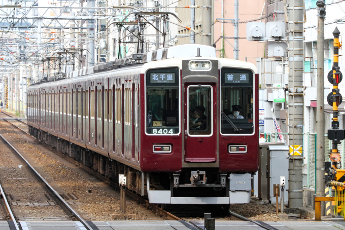 阪急電鉄 8404 (阪急8300系) 車両ガイド | レイルラボ(RailLab)