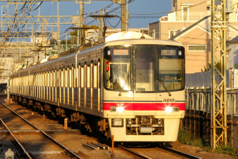 京王電鉄 8751 (京王8000系) 車両ガイド | レイルラボ(RailLab)