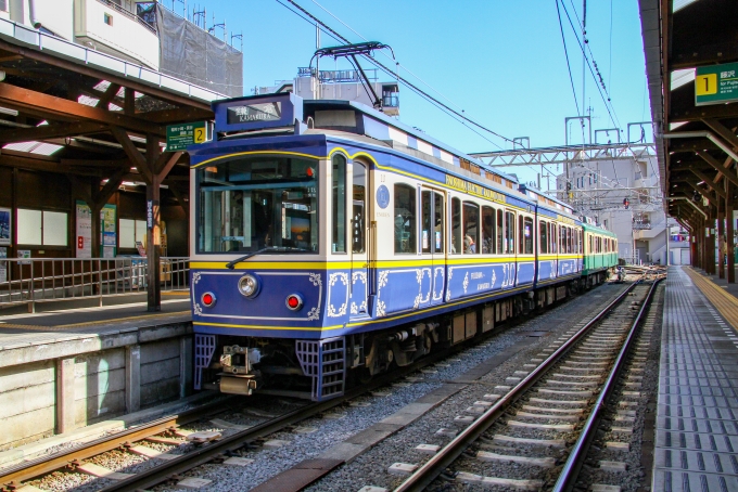 江ノ島電鉄 江ノ電10形(Mc) 10 鉄道フォト・写真 by BBsanさん 江ノ島駅：2021年02月11日12時ごろ