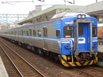 台湾鉄路管理局 EMU600型 EM606 鉄道フォト・写真 by TUILANYAKSUさん ：2017年03月04日16時ごろ