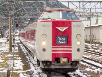 JR西日本 クロ381形 クロ381-141 鉄道フォト・写真 by Mameさん 新見駅：2021年01月02日12時ごろ