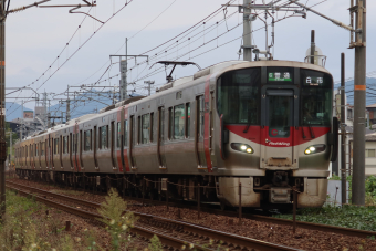 JR西日本 クモハ227-34 (227系) 車両ガイド | レイルラボ(RailLab)