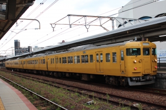 JR西日本 国鉄115系電車 鉄道フォト・写真 by やすのさん ：2024年01月08日09時ごろ