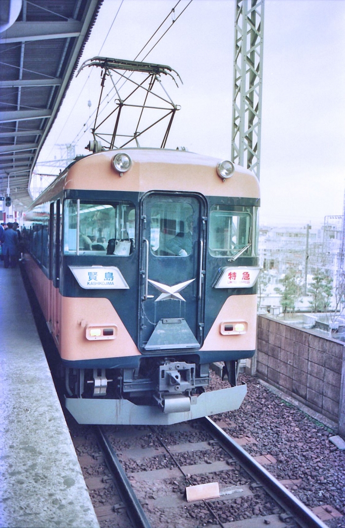 近畿日本鉄道 近鉄18200形電車 モ18300 大和八木駅 鉄道フォト・写真 