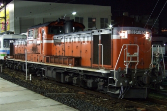 JR西日本 国鉄DD51形ディーゼル機関車 いきいきサロンきのくに DD51 1183 鉄道フォト・写真 by えこださん 茨木駅：2007年06月09日20時ごろ