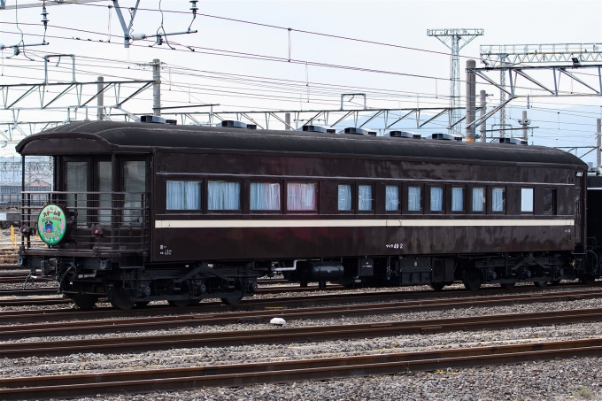 鉄道フォト・写真：JR西日本 国鉄スハ32系客車 マイテ49 2 梅小路京都西駅 鉄道フォト・写真 by えこださん - 撮影日 2024/03/21 12:09