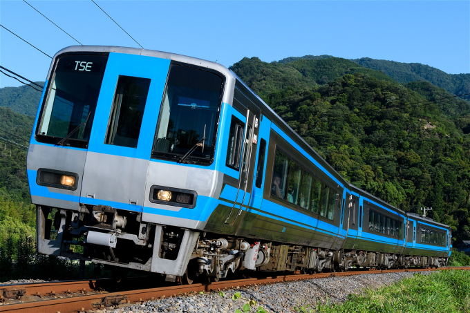 四国鉄道史 JR四国 2101 (2000系) 車両ガイド | レイルラボ(RailLab)