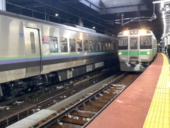 JR北海道 721系 普通列車 鉄道フォト・写真 by Aki鉄さん 札幌駅：2024年01月12日13時ごろ