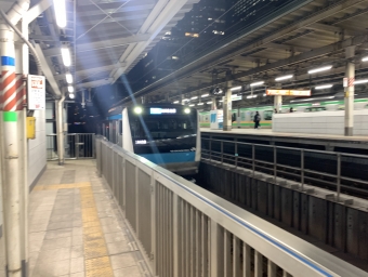 JR東日本 E233系 鉄道フォト・写真 by Aki鉄さん 東京駅 (JR)：2024年03月22日20時ごろ