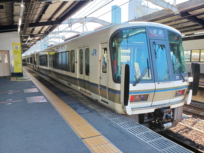 鉄道フォト・写真：JR西日本221系電車 クハ221-27 寺田町駅 鉄道フォト・写真 by shingouki0000さん - 撮影日 2024/06/12 13:44