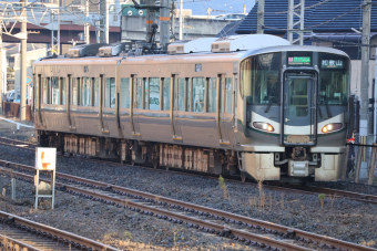 JR西日本 クモハ226-1032 (227系) 車両ガイド | レイルラボ(RailLab)