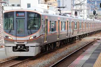 JR西日本 クモハ322-8 (323系) 車両ガイド | レイルラボ(RailLab)