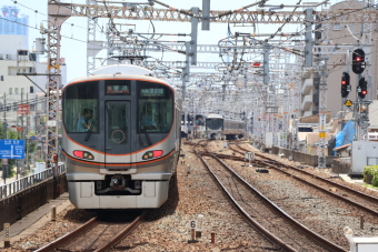 JR西日本 クモハ323-10 (323系) 車両ガイド | レイルラボ(RailLab)