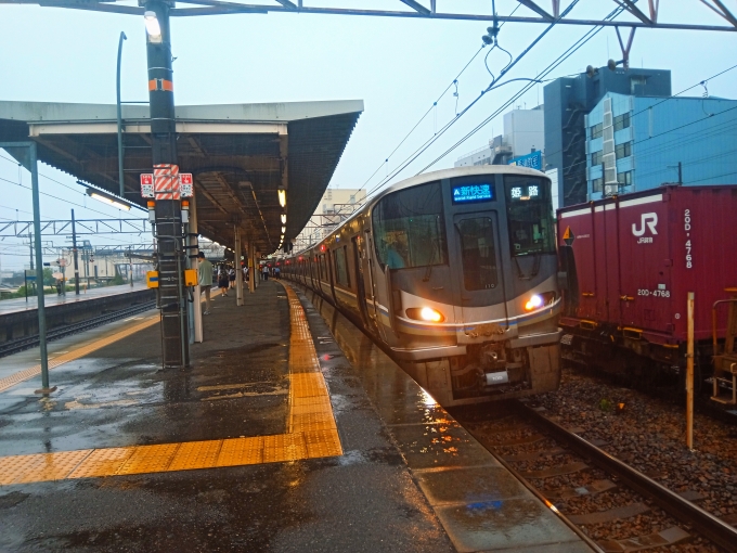 鉄道フォト・写真：JR西日本225系電車 クモハ224-105 石山駅 鉄道フォト・写真 by Mesoさん - 撮影日 2024/07/12 07:51