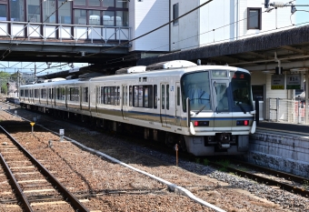 JR西日本 クモヤ221 鉄道フォト・写真 by m433さん 貴生川駅 (JR)：2022年04月10日13時ごろ