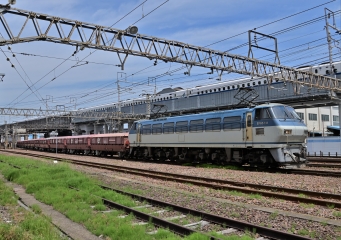 JR貨物 EF66形電気機関車（二次車） EF66 111 鉄道フォト・写真 by m433さん 笠寺駅：2021年04月27日10時ごろ