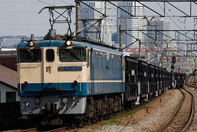 Jr貨物 国鉄ef65形電気機関車 尻手駅 鉄道フォト 写真 By Tomo Papaさん レイルラボ Raillab