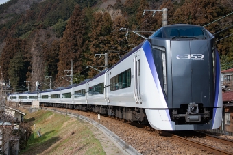 JR東日本 クハE353形 クハE353-16 鉄道フォト・写真 by Tomo-Papaさん 青梅駅：2023年02月19日00時ごろ