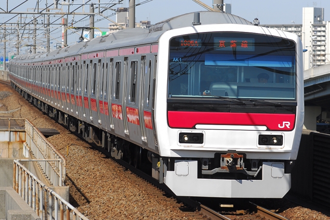 JR東日本E331系電車 クハE331-1 舞浜駅 鉄道フォト・写真 by Tomo-Papa