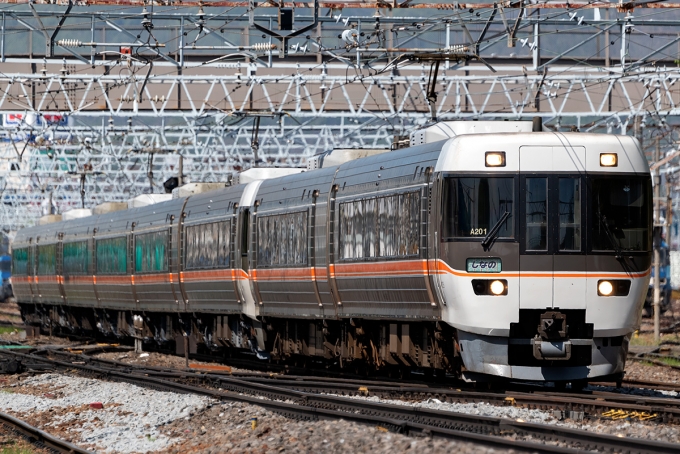 鉄道フォト・写真：JR東海383系電車 しなの クモハ383-13 南松本駅 鉄道フォト・写真 by Tomo-Papaさん - 撮影日 2024/04/28 00:00