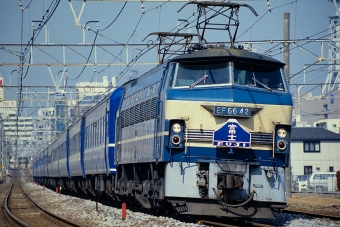 JR西日本 国鉄EF66形電気機関車 富士(特急) 鉄道フォト・写真 by Tomo-Papaさん 藤沢駅 (JR)：2003年03月27日00時ごろ