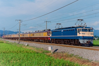 JR東日本 国鉄EF65形電気機関車 鉄道フォト・写真 by Tomo-Papaさん 磯部駅 (群馬県)：1999年09月26日00時ごろ
