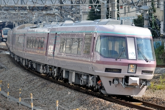 JR東日本 クロ484形 クロ484-2 鉄道フォト・写真 by Tomo-Papaさん 立川駅：2011年11月13日00時ごろ