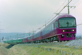 JR東日本 クロ485形 クロ485-5 鉄道フォト・写真 by Tomo-Papaさん 渋川駅：2001年03月31日00時ごろ