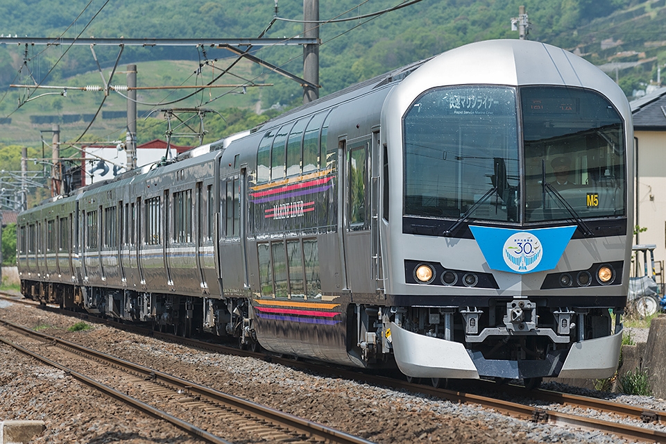 JR四国5000系電車 マリンライナー 5105 国分駅 (香川県) 鉄道フォト・写真(拡大) by TomoPapaさん レイルラボ