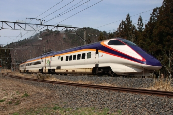 JR東日本 E322形(M2c) E322-2001 鉄道フォト・写真 by すらんとのーずさん 大沢駅 (山形県)：2024年04月07日11時ごろ