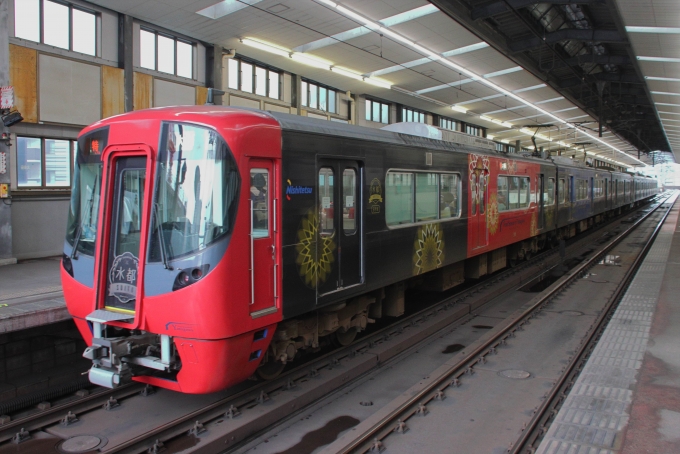 鉄道フォト・写真：西日本鉄道  3018 薬院駅 (西鉄) 鉄道フォト・写真 by すらんとのーずさん - 撮影日 2024/06/28 08:08