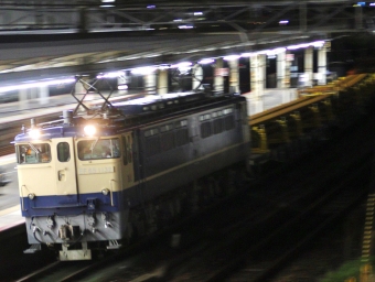 JR西日本 国鉄EF65形電気機関車 EF65 1132 鉄道フォト・写真 by めろんさん 茨木駅：2024年04月05日20時ごろ
